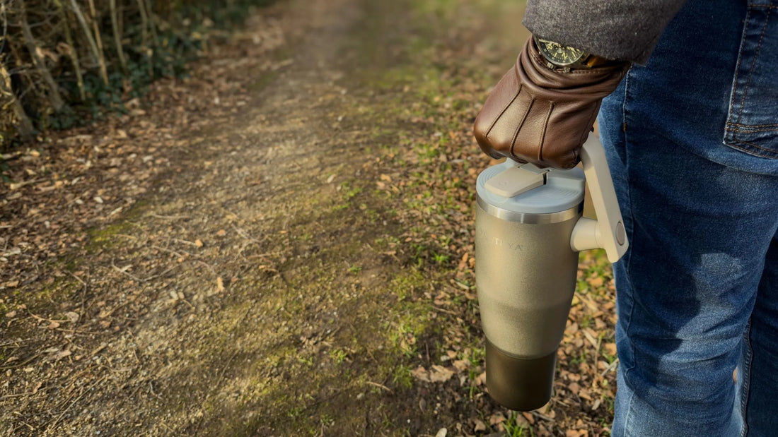 Tumbler With Handle or Without Handle: Which Makes More Sense ?